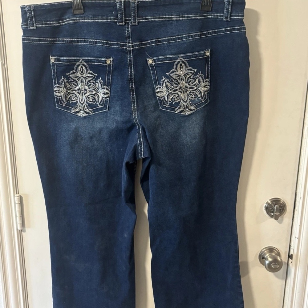 Elegant Blue Boot Cut Jeans with Embroidery